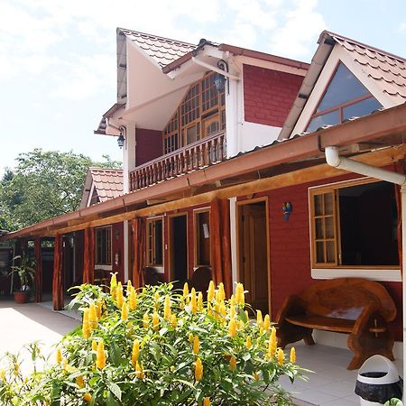 Hosteria Don Elias Puyo Kültér fotó